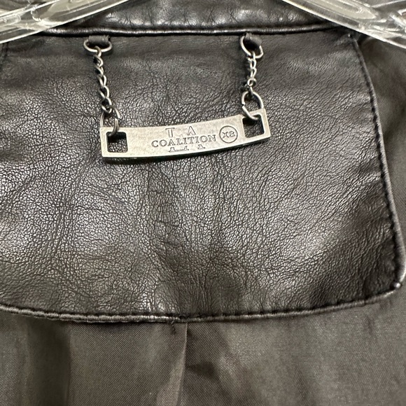 XS LA Coalition faux leather, mixed media jacket. - Picture 7 of 7